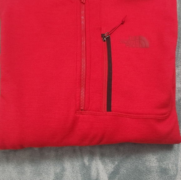 The North Face half zip - Picture 2 of 4